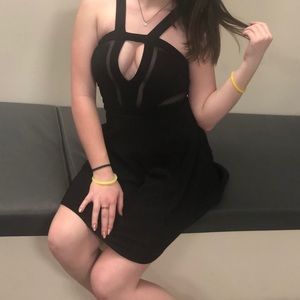 Black formal dress (Medium)